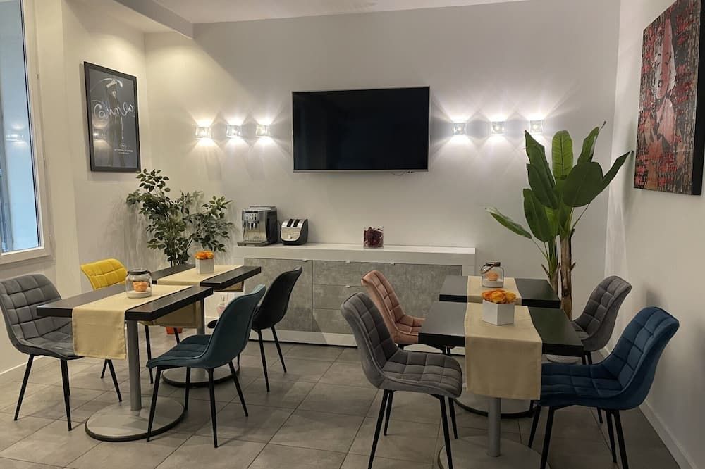 מסעדה תמונה