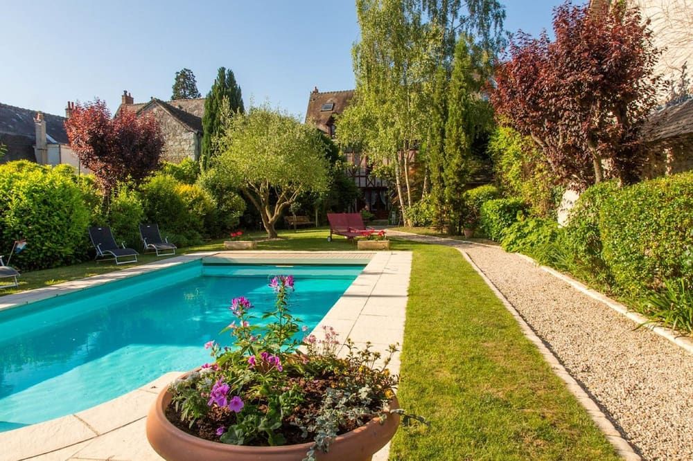 בריכה תמונה