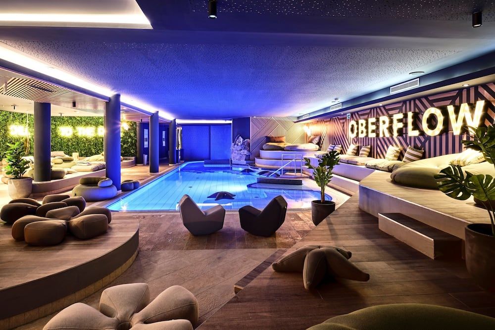 בריכה תמונה