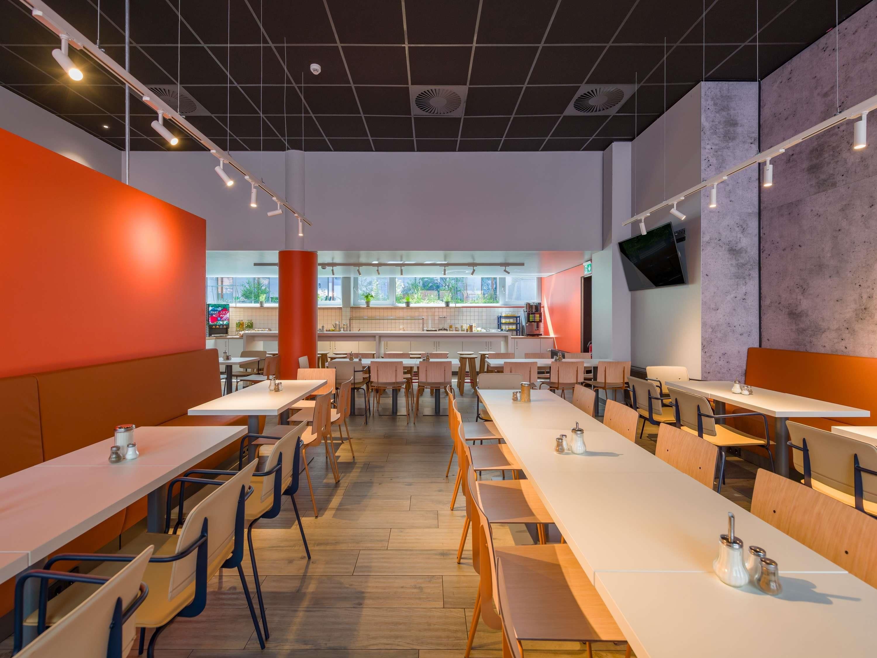 מסעדה תמונה