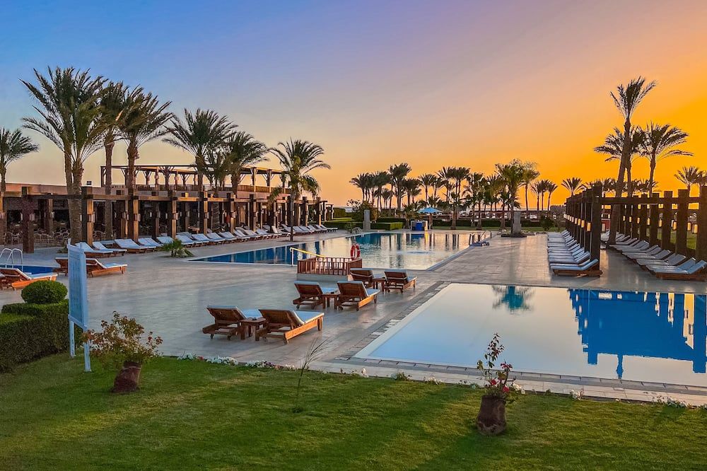 בריכה תמונה