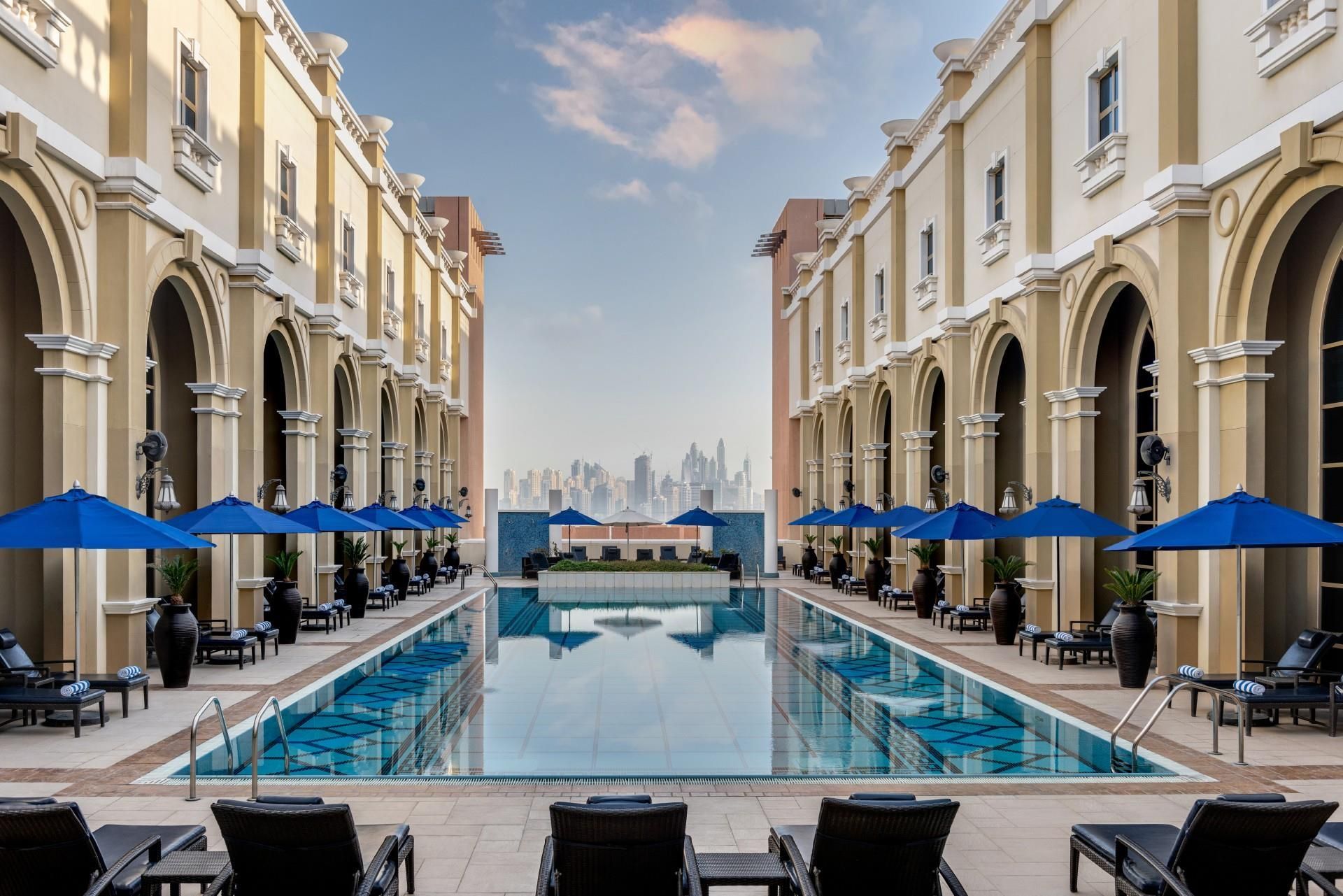 בריכה תמונה