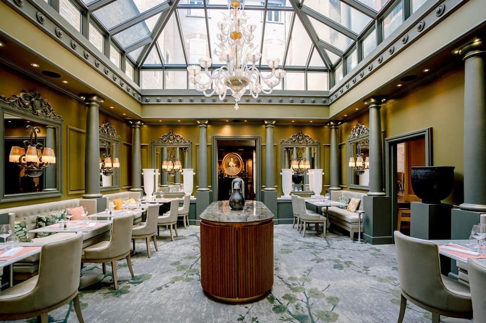 מסעדה תמונה