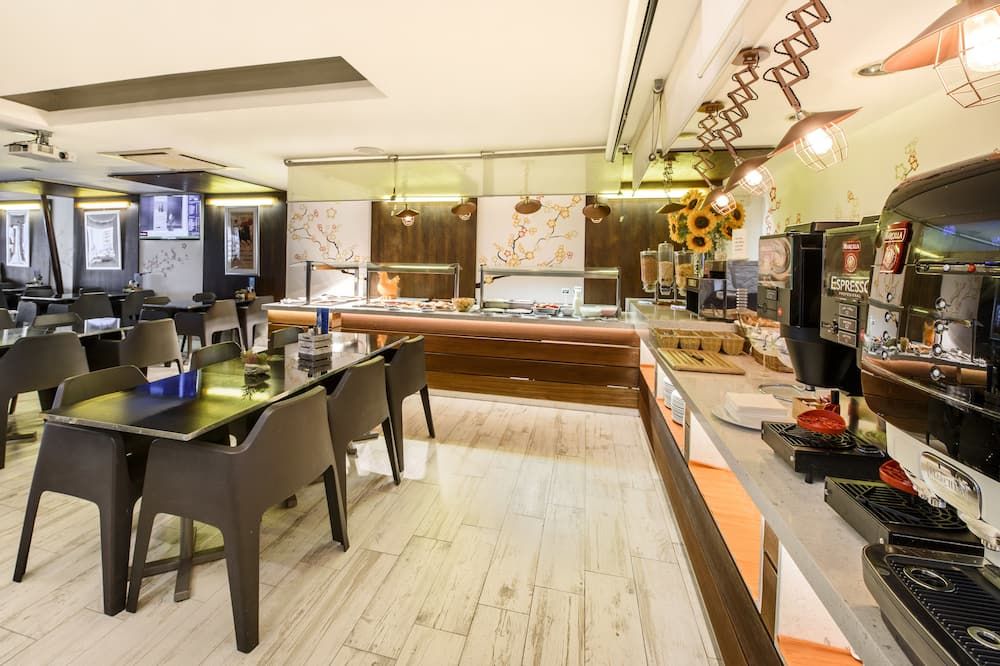 מסעדה תמונה