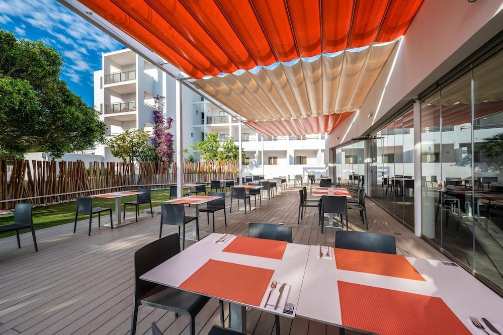 מסעדה תמונה