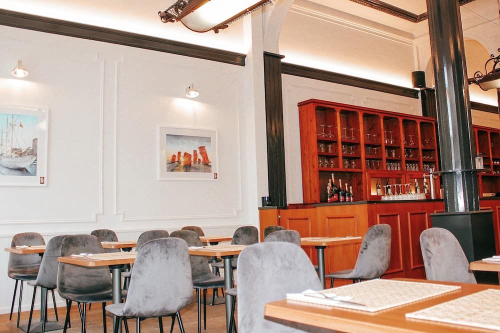 מסעדה תמונה