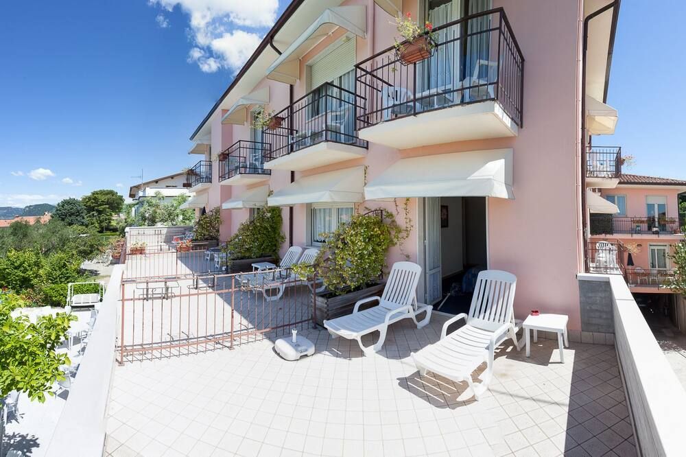 מרפסת תמונה