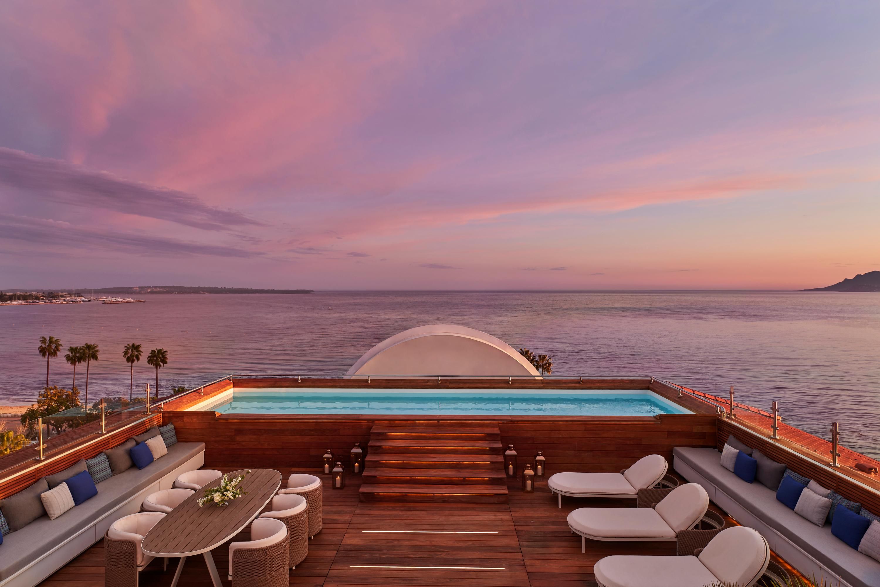 בריכה תמונה