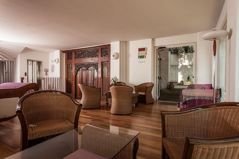 אחר