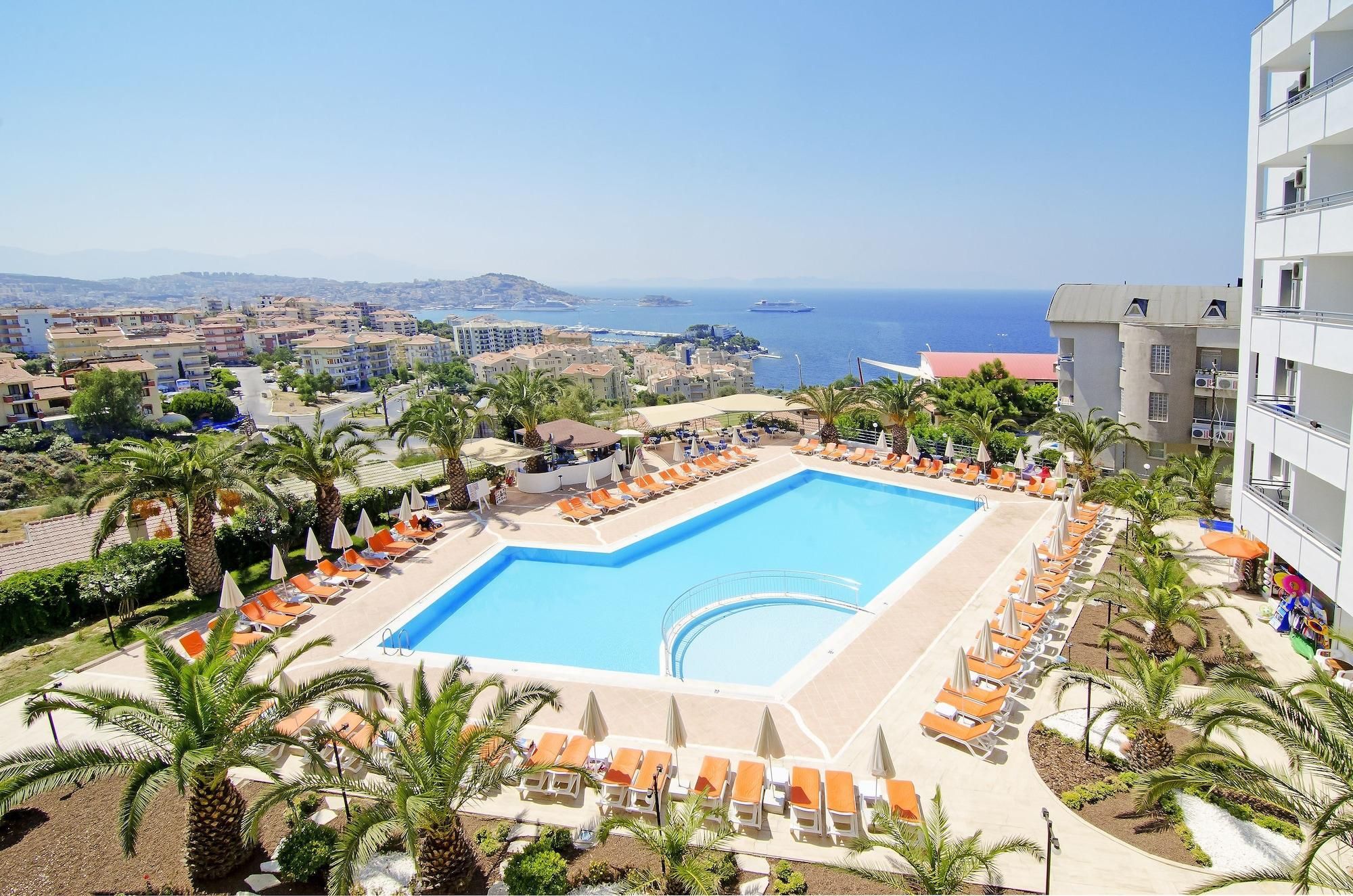 בריכה תמונה