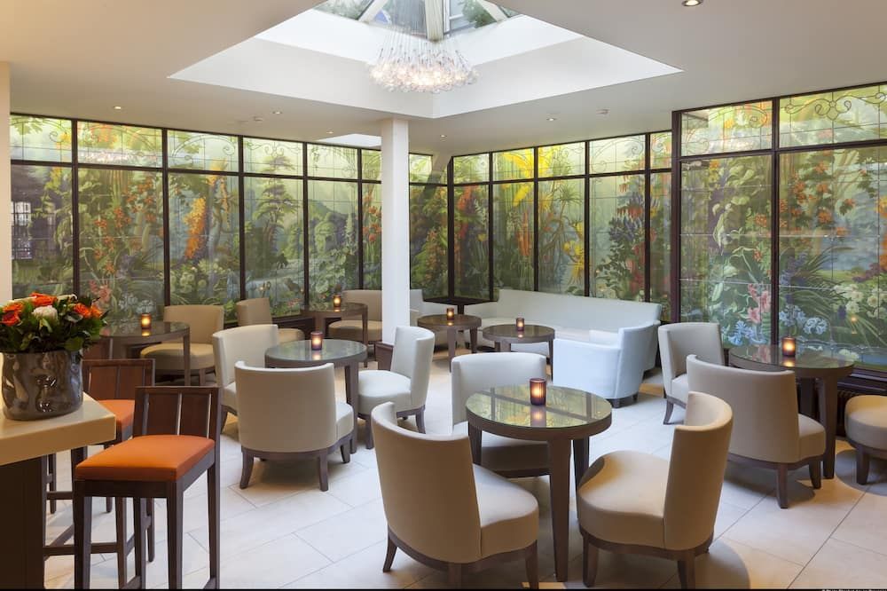 מסעדה תמונה