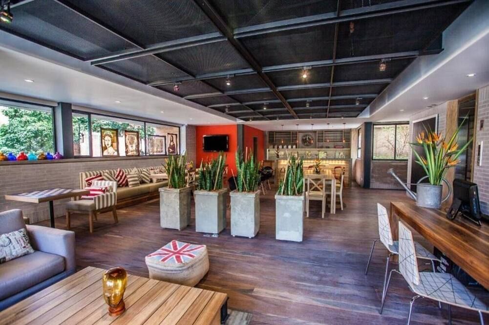 מסעדה תמונה