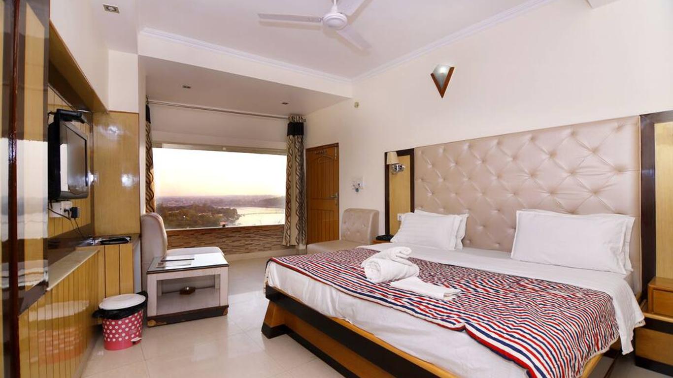 Hotel Ganesha Inn