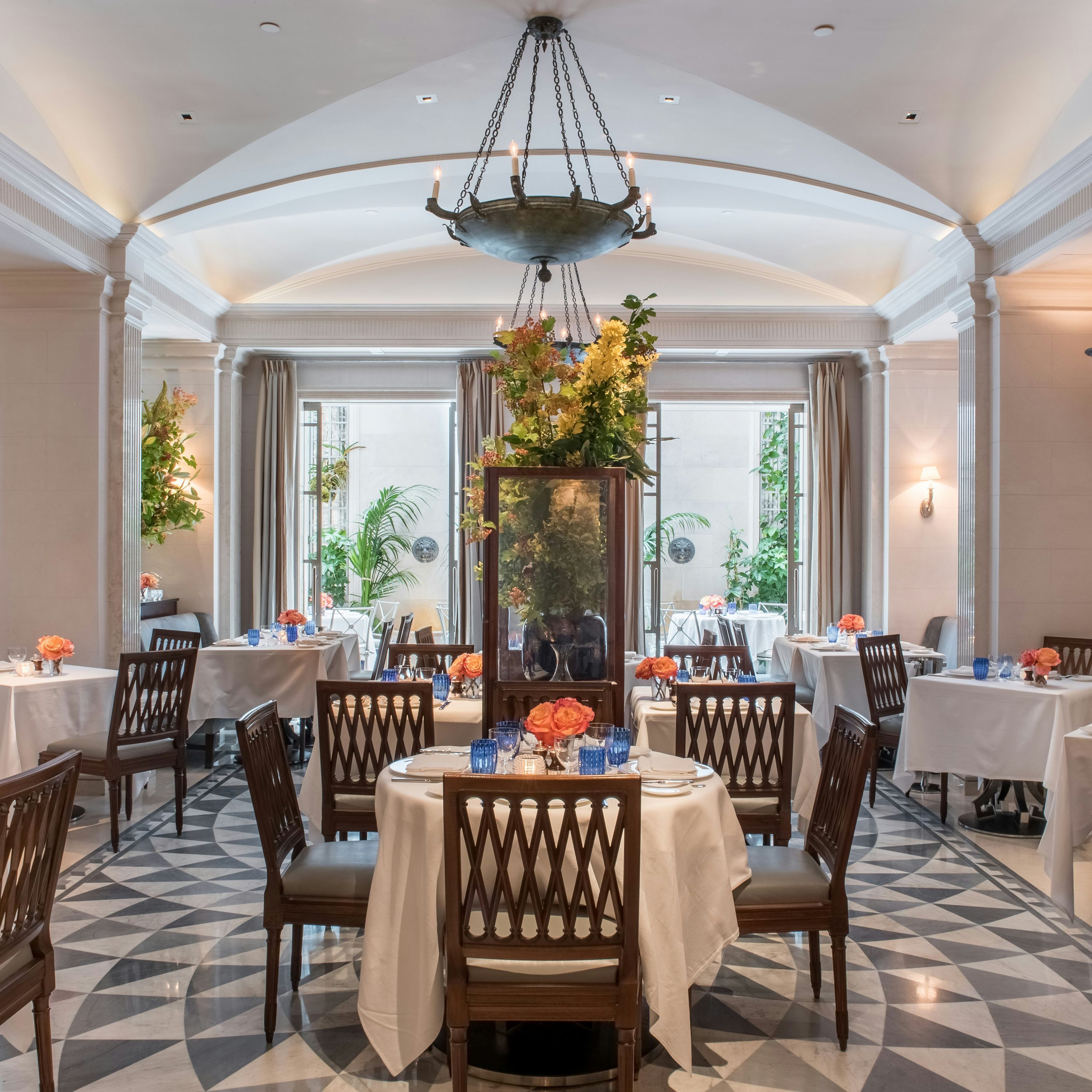 מסעדה תמונה