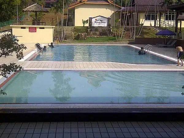 בריכה תמונה