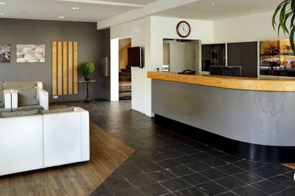 דלפק קבלה תמונה