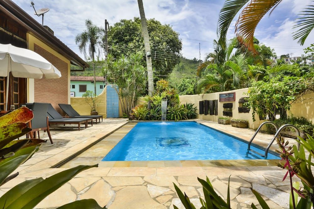 בריכה תמונה