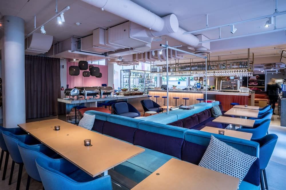 מסעדה תמונה