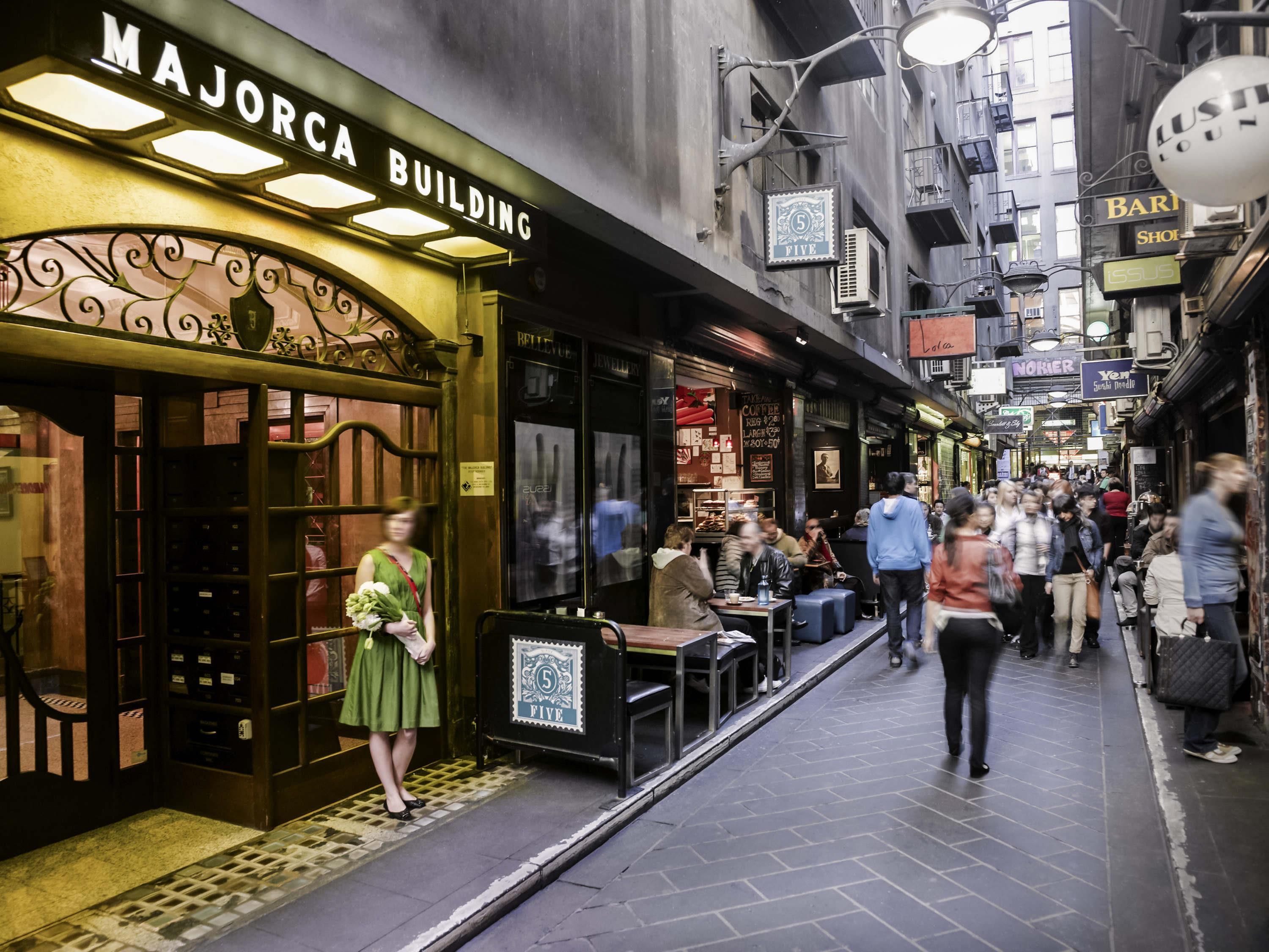 בניין