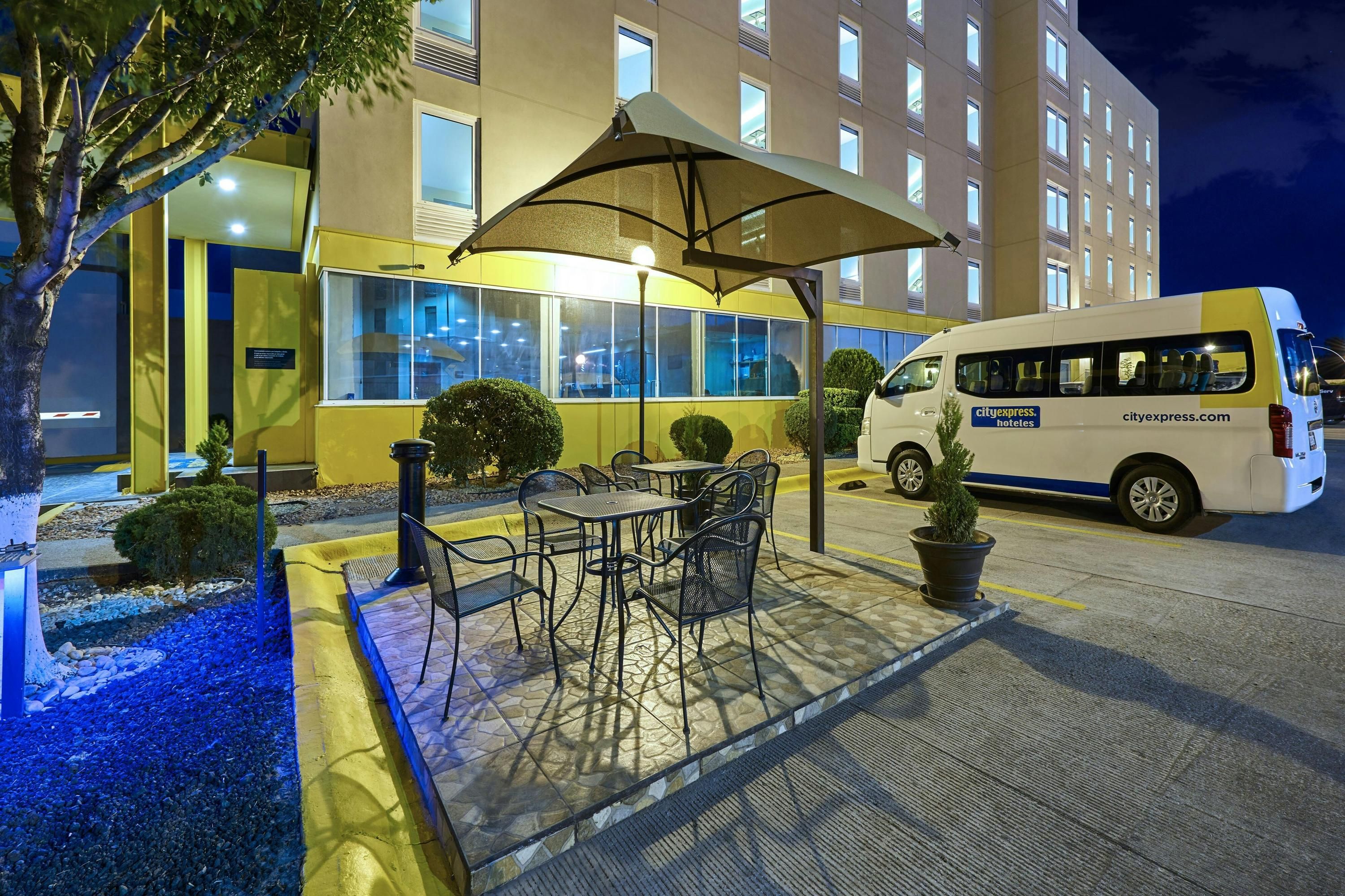 בניין תמונה