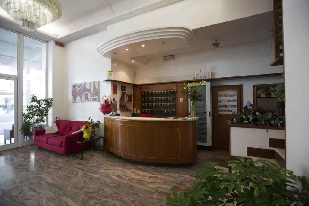 דלפק קבלה תמונה