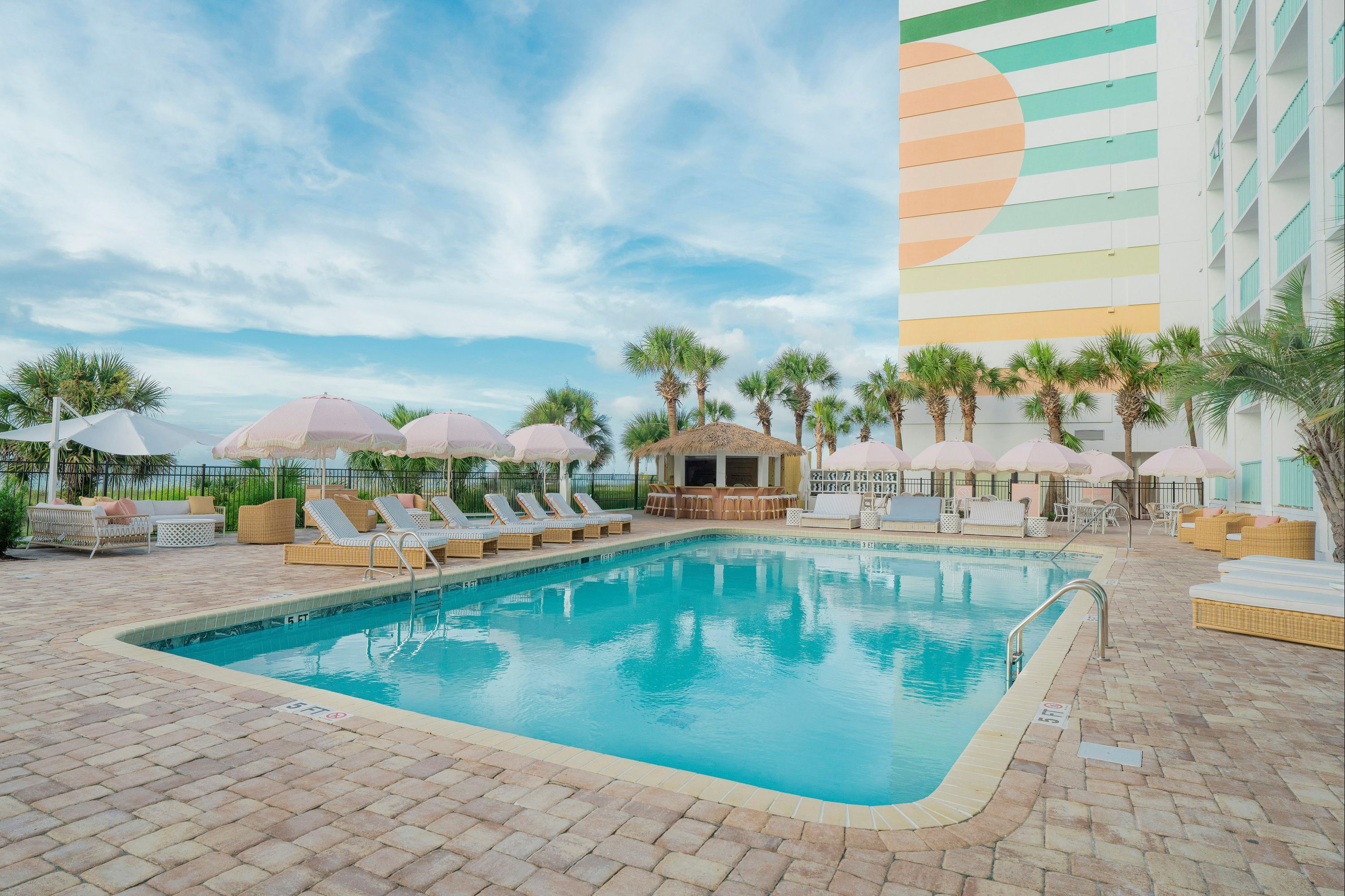 בריכה תמונה