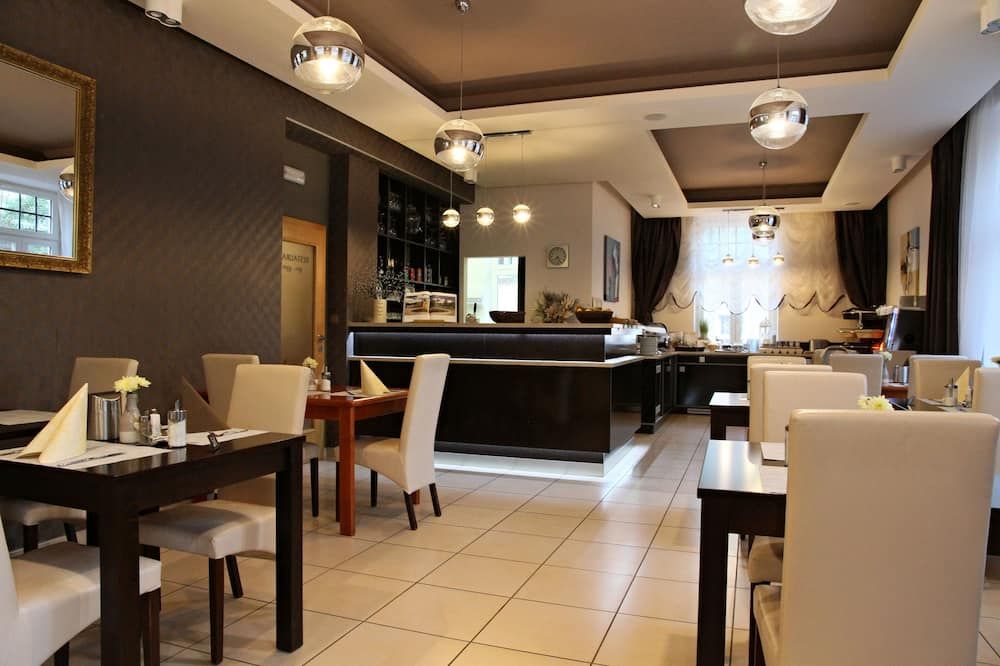 מסעדה תמונה