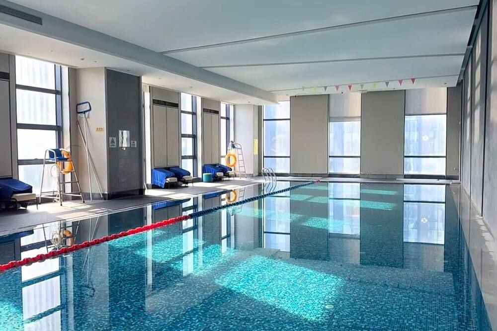 בריכה תמונה