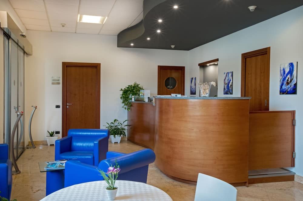 דלפק קבלה תמונה