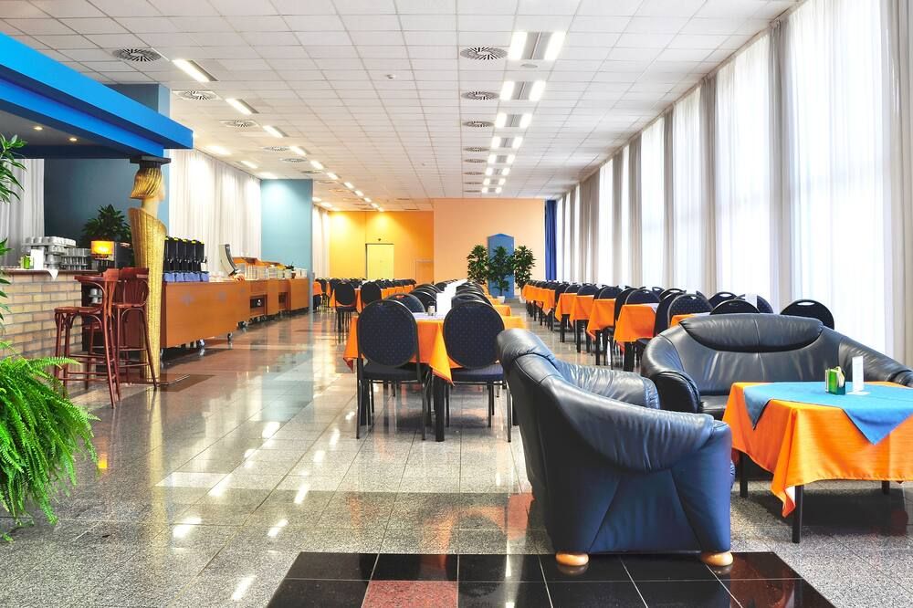 מסעדה תמונה