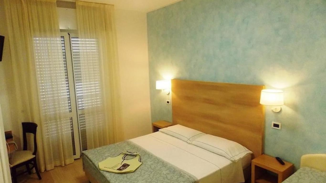 Hotel Ghirlandina