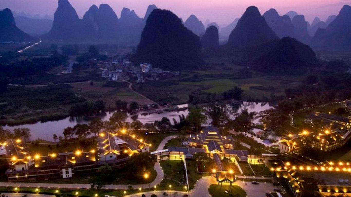Yangshuo Riverside Resort Hotel