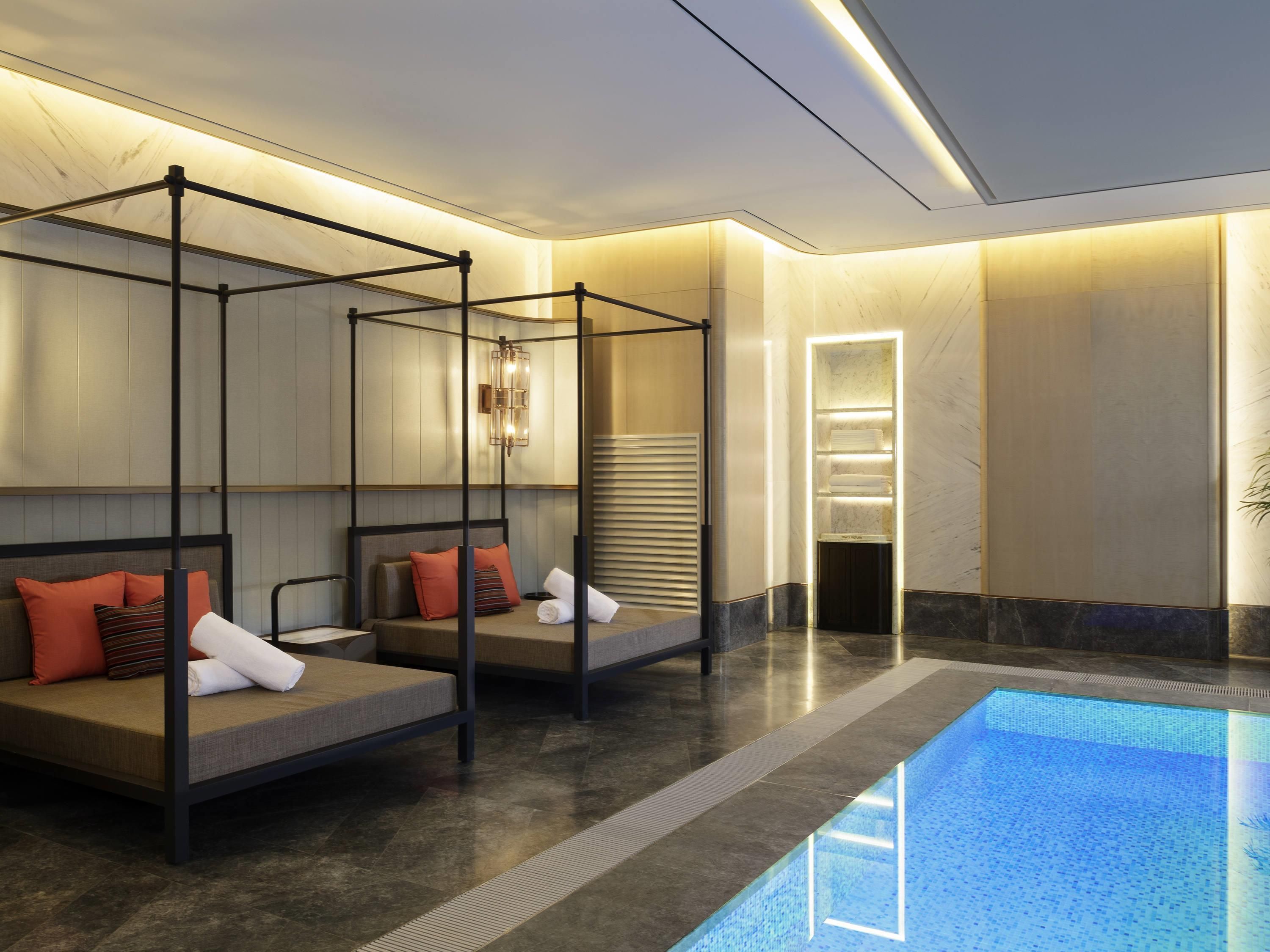 בריכה תמונה