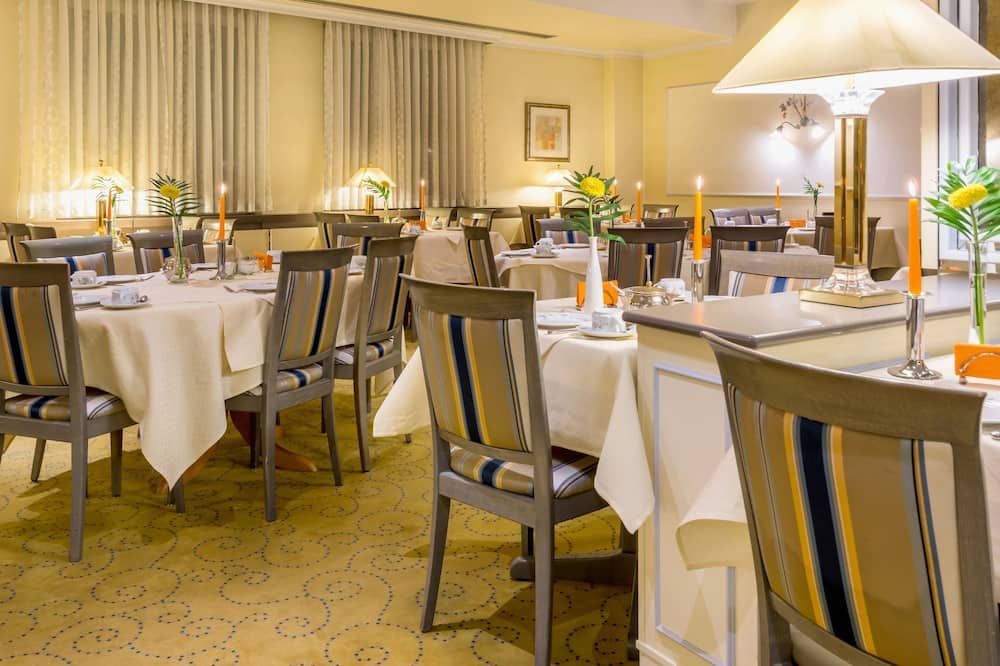 מסעדה תמונה