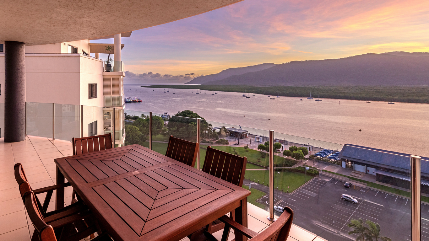 Piermonde Apartments Cairns