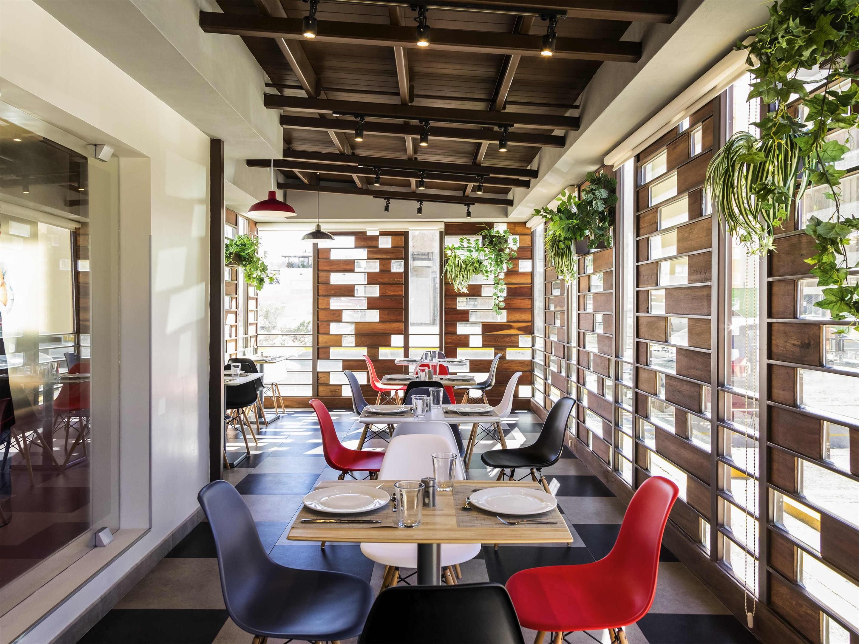 מסעדה תמונה