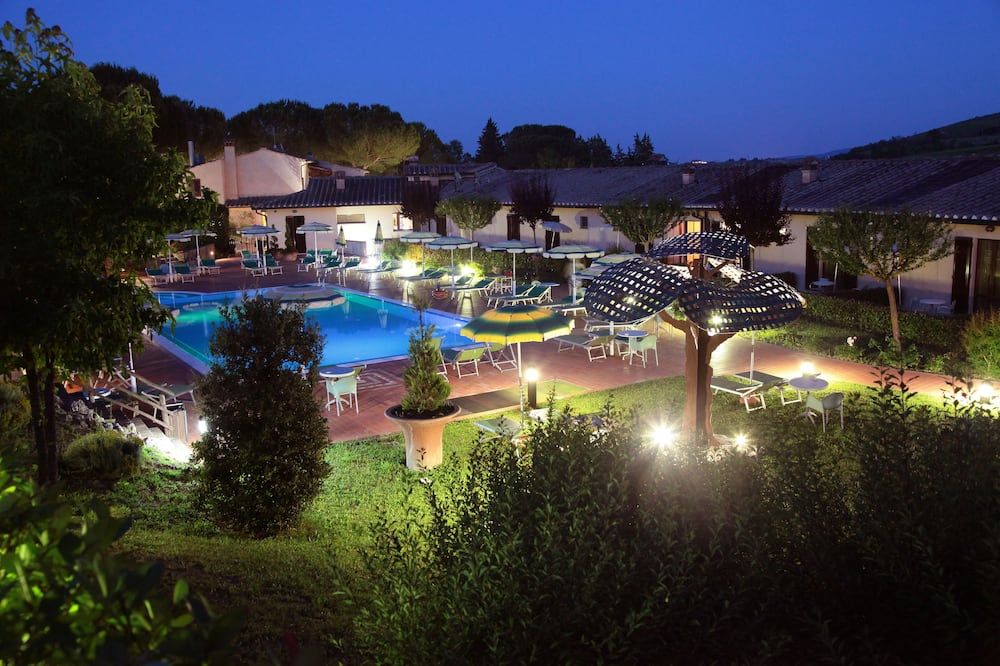 בריכה תמונה