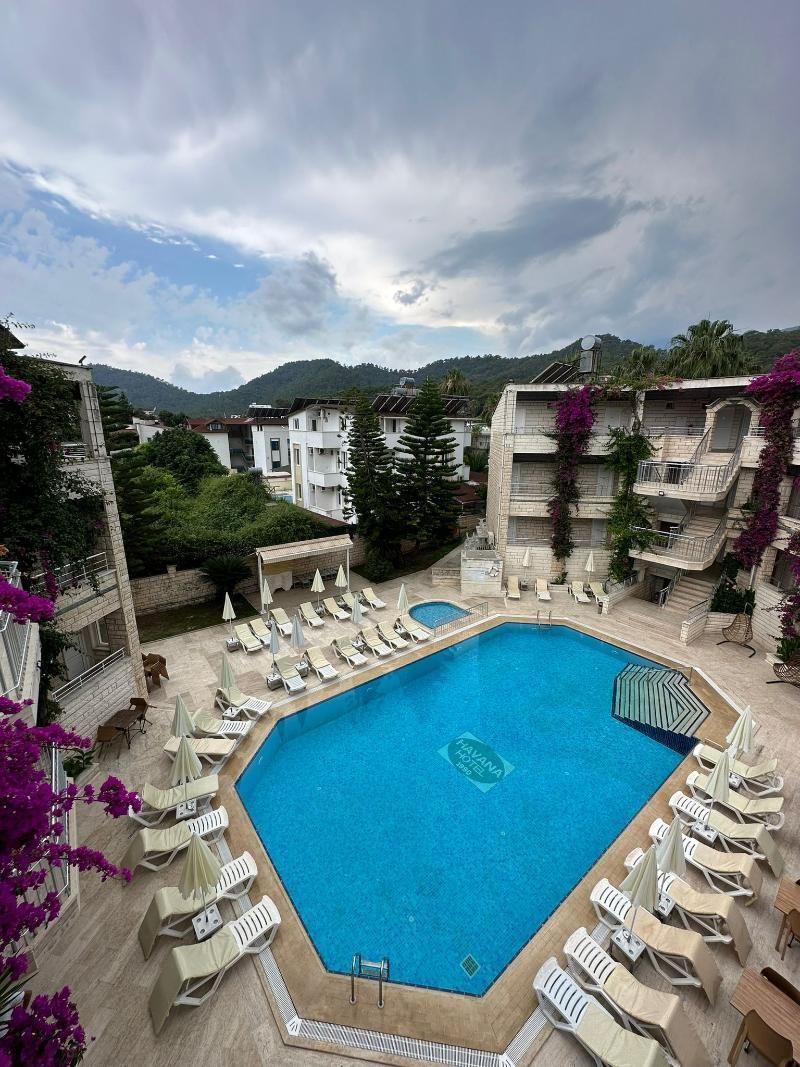 בריכה תמונה