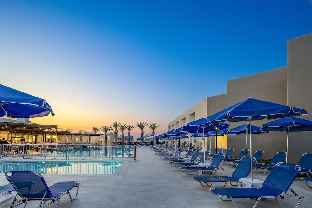 בריכה תמונה