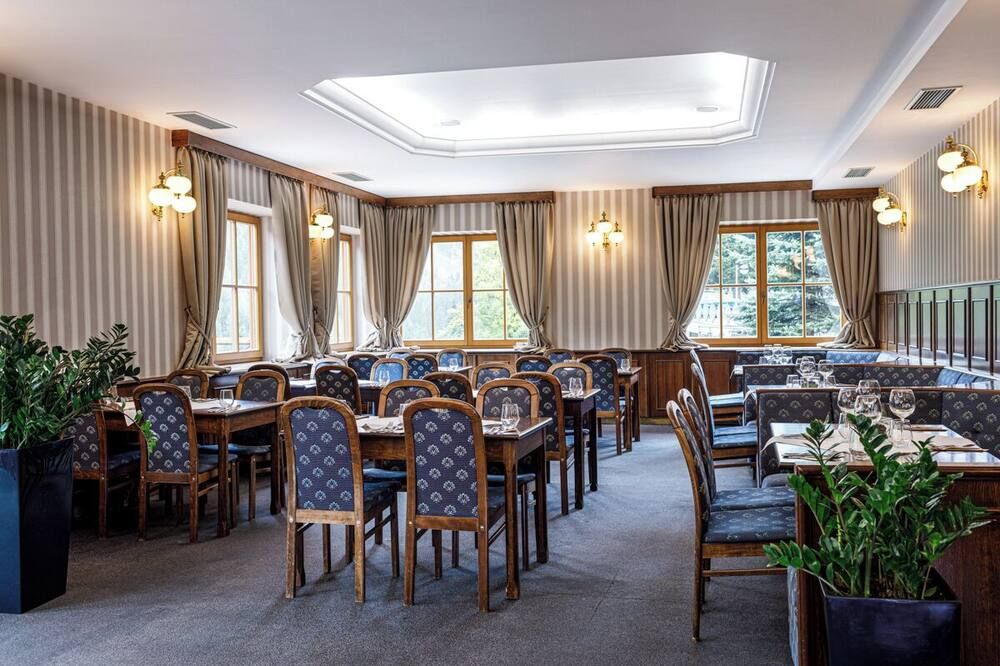 מסעדה תמונה