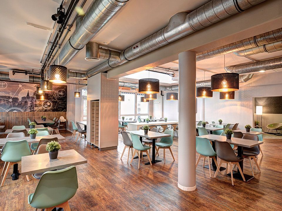 מסעדה תמונה