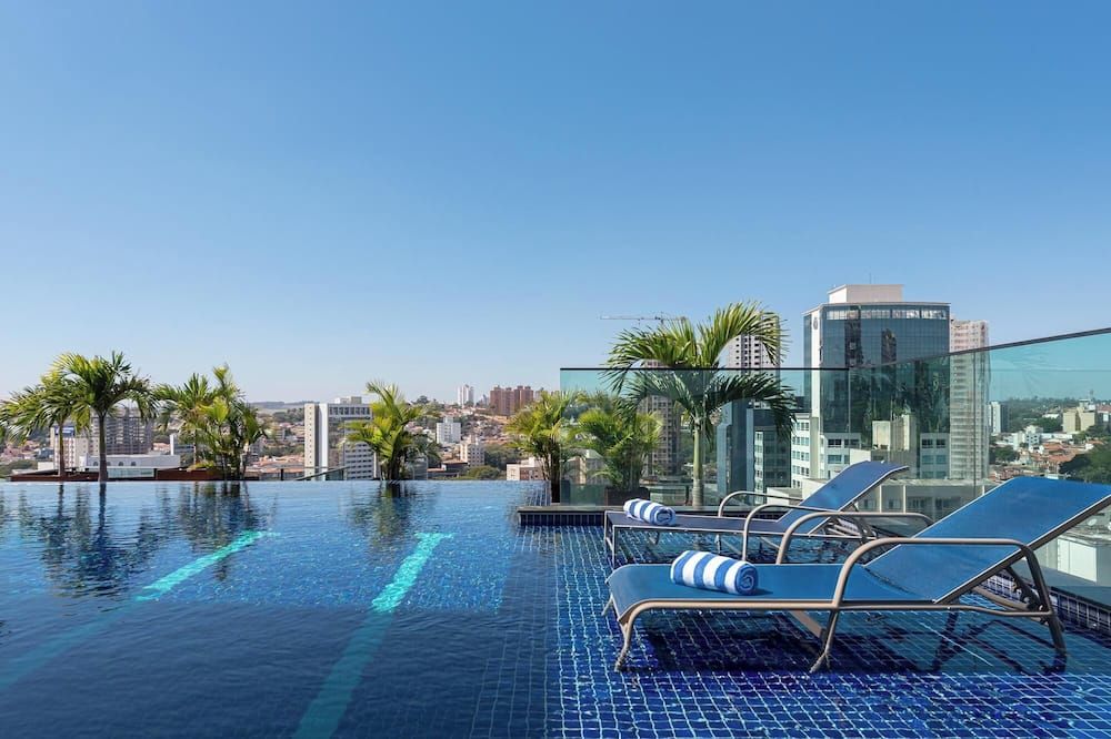 בריכה תמונה