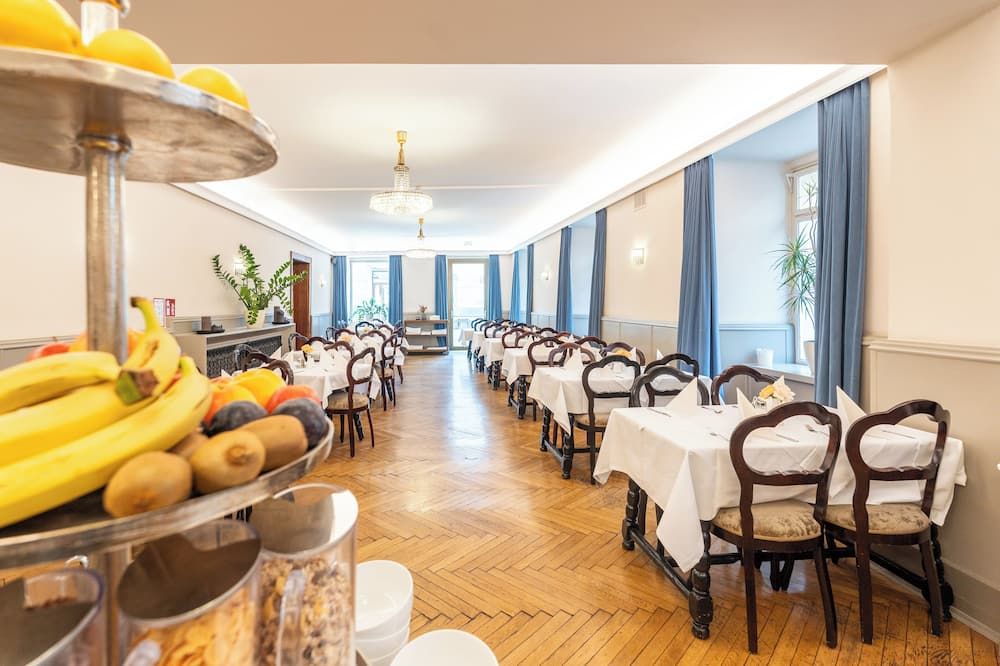 מסעדה תמונה