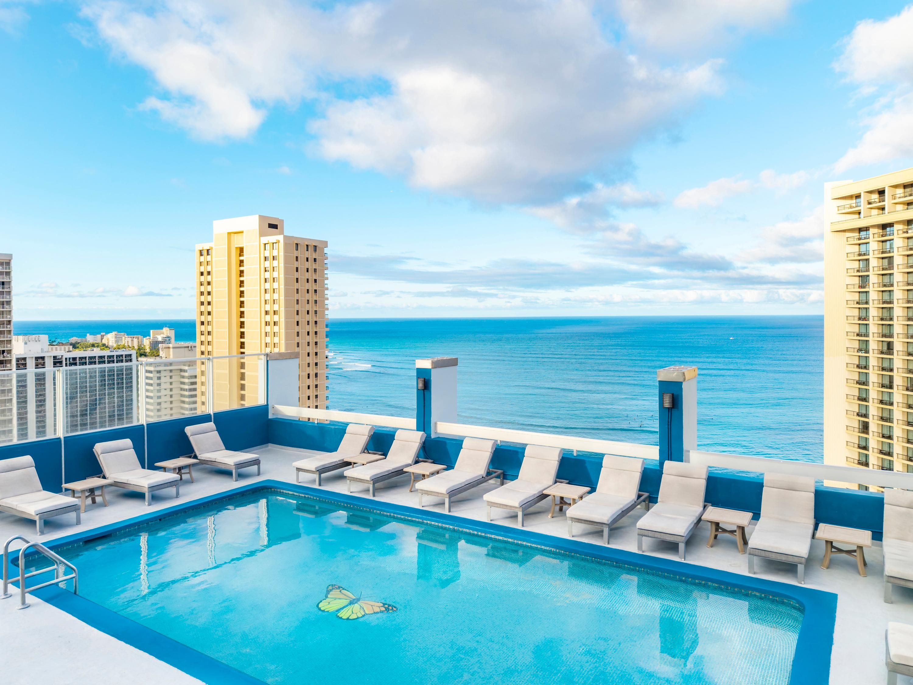 בריכה תמונה