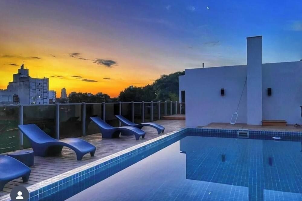 בריכה תמונה