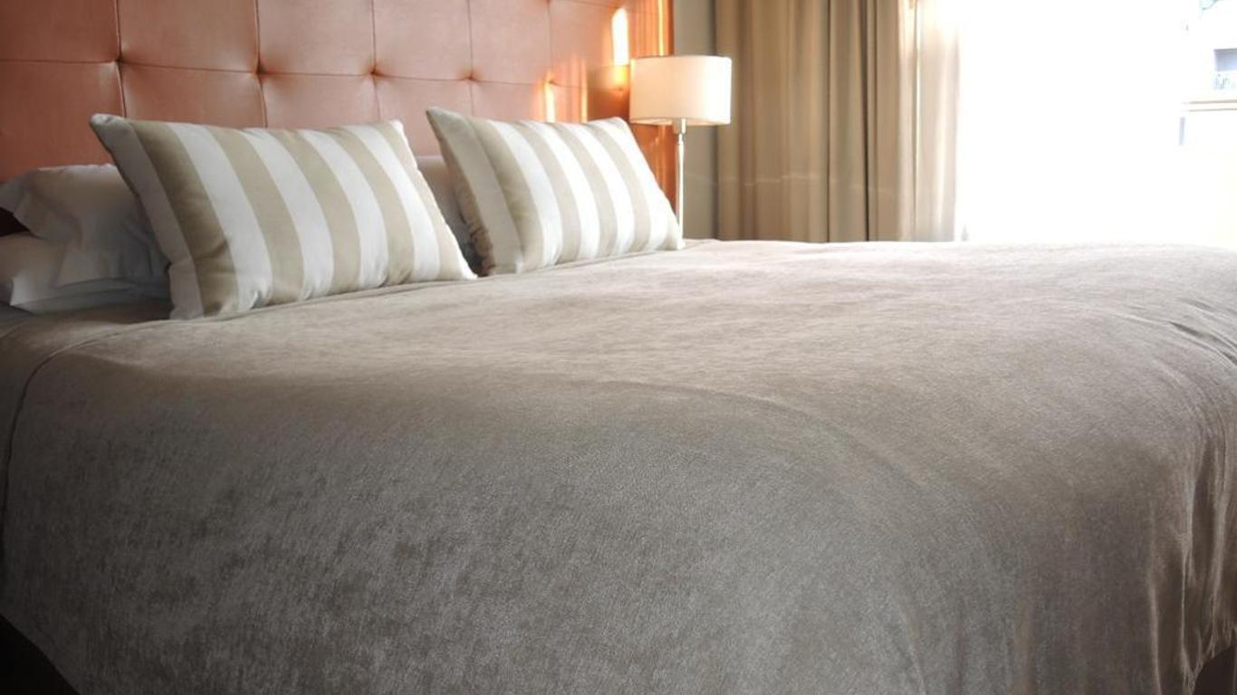 Urbanica The Suites Hotel