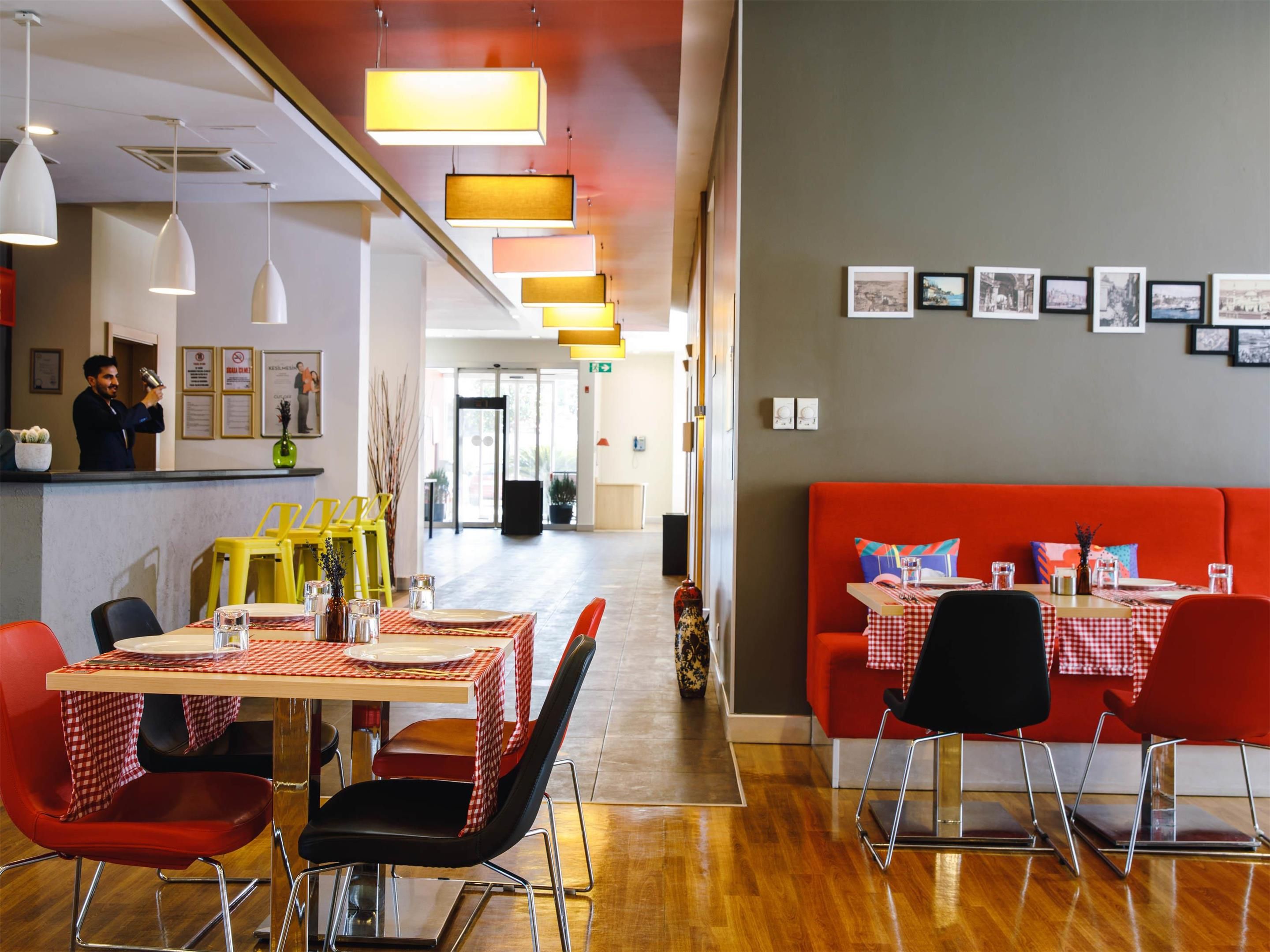 מסעדה תמונה