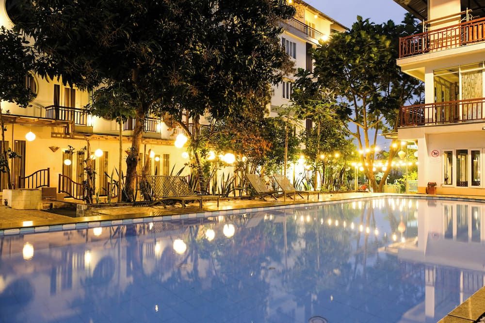 בריכה תמונה