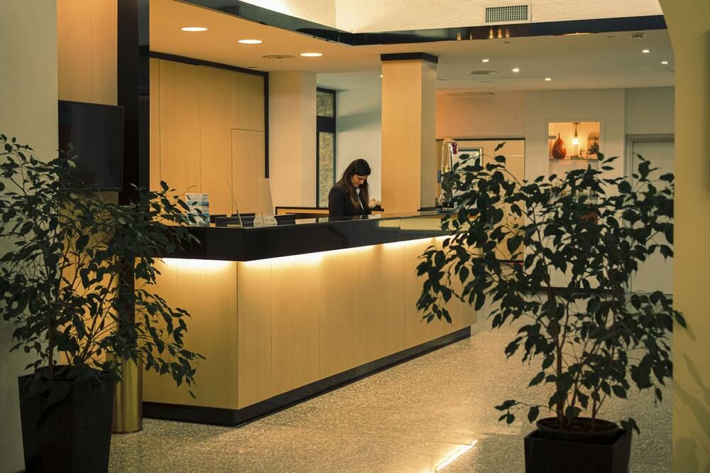 דלפק קבלה תמונה