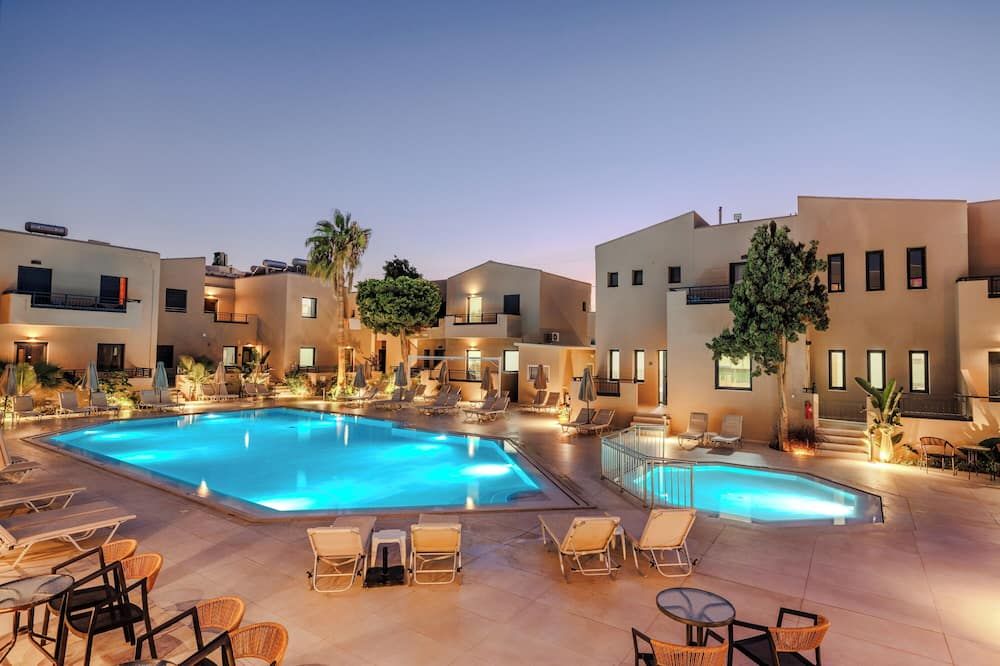 בריכה תמונה